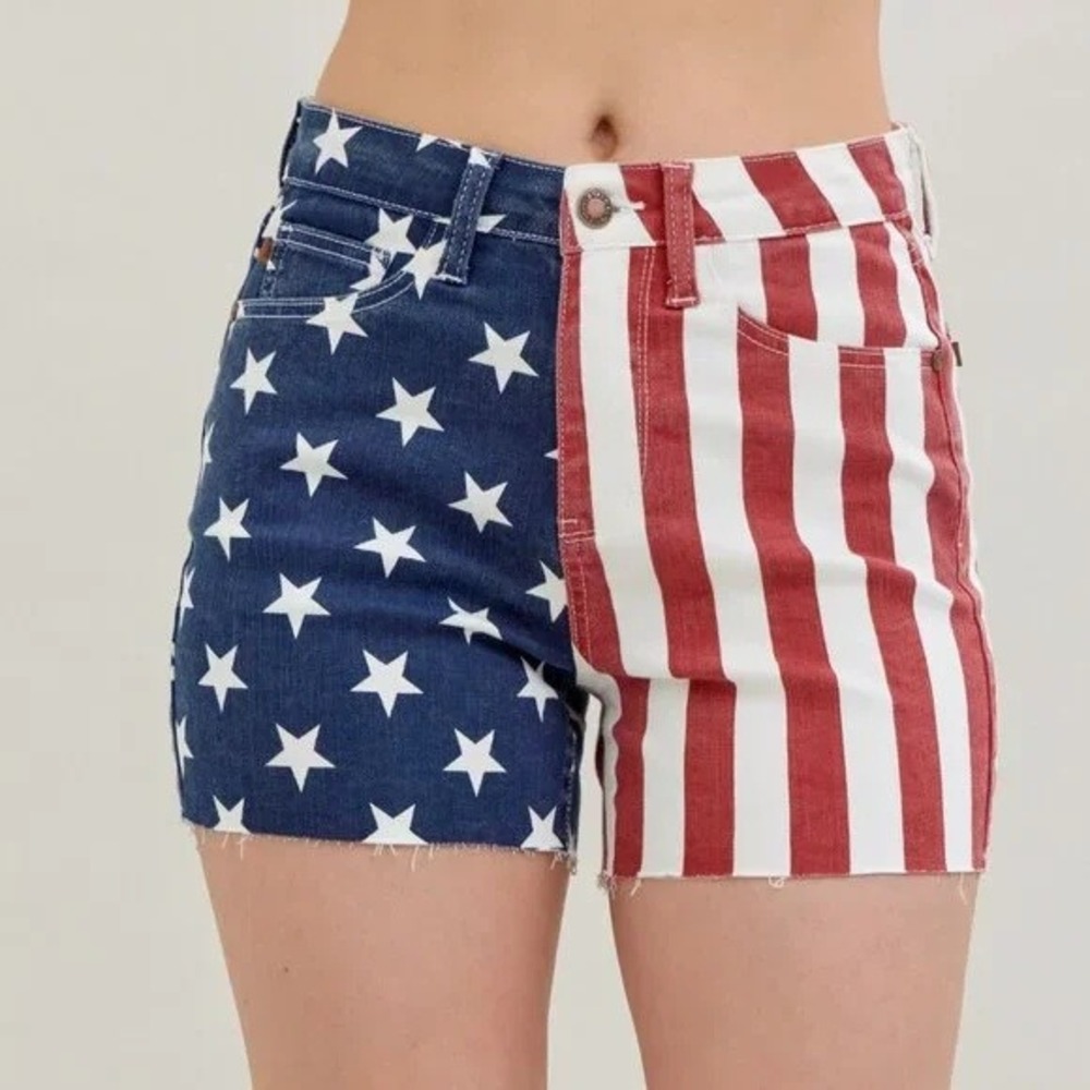 Judy Blue Women's High Waist Americana Flag Fray Hem Shorts Patriotic Summer NWT